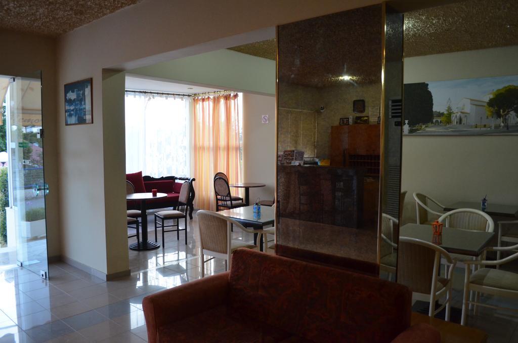 Kremasti Memories Aparthotel Екстериор снимка