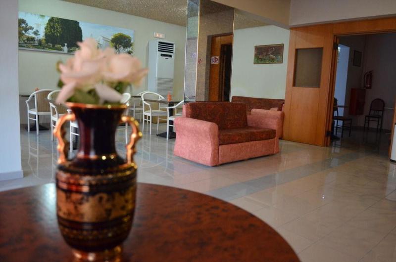 Kremasti Memories Aparthotel Екстериор снимка